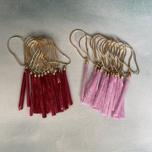 Tassel Curtain Hooks Set of 24 + Bonus Tassels + Tassel Keychain - Picture 3 of 15
